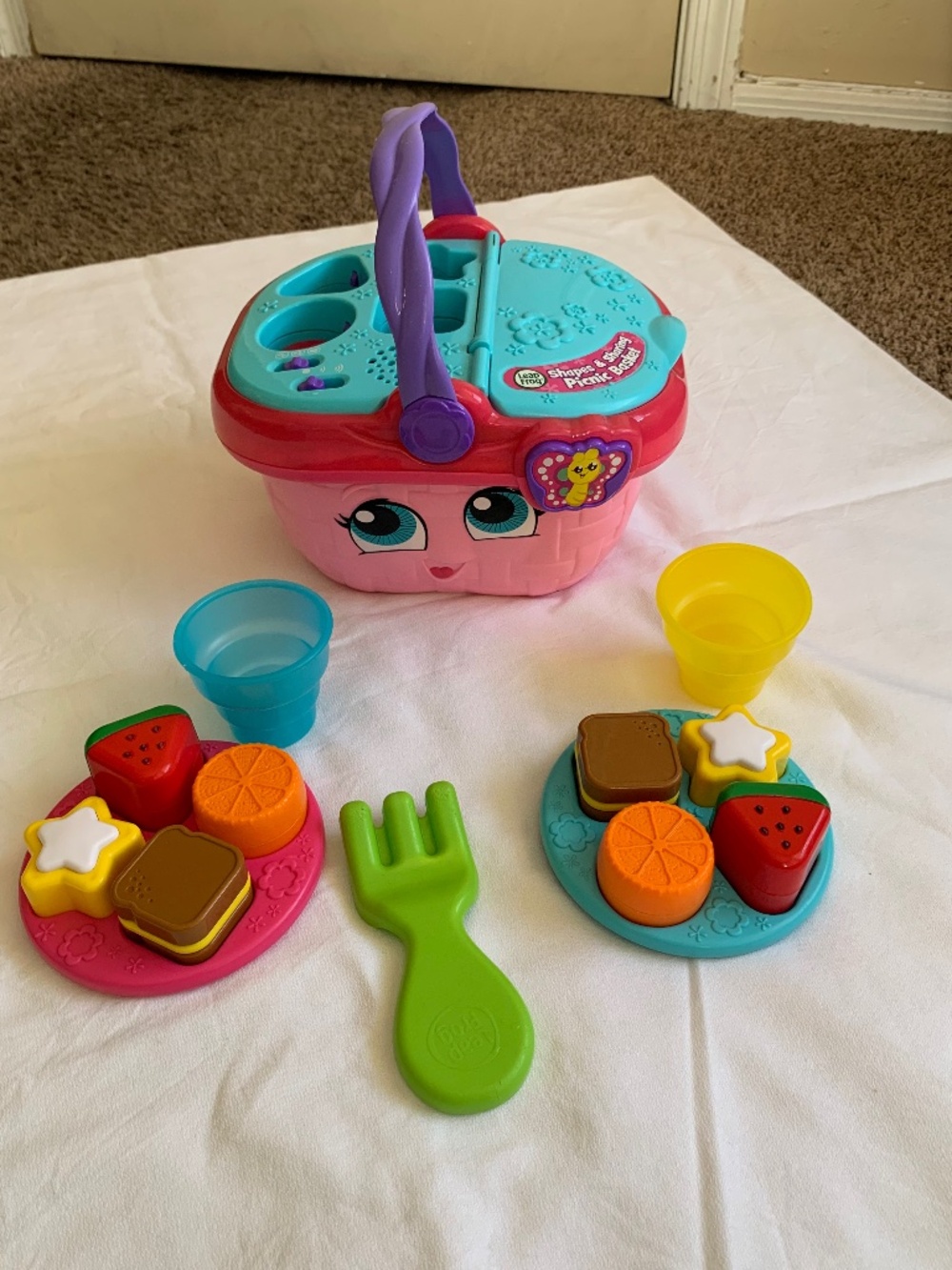 Leap Frog Shapes & Sharing Picnic Basket with Food Shapes Sorter Soumd Learning